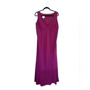 NWT David's Bridal Studio Berry Sleeveless Midi Dress VEN STYLE: D21NY22174V2W